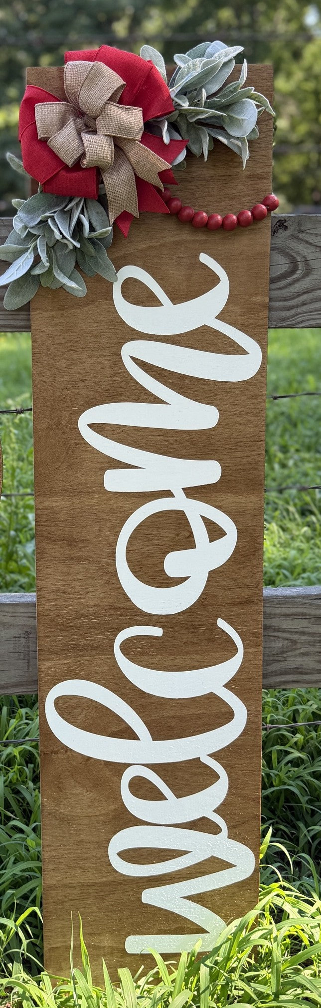 Wood Tone "Welcome" Leaner