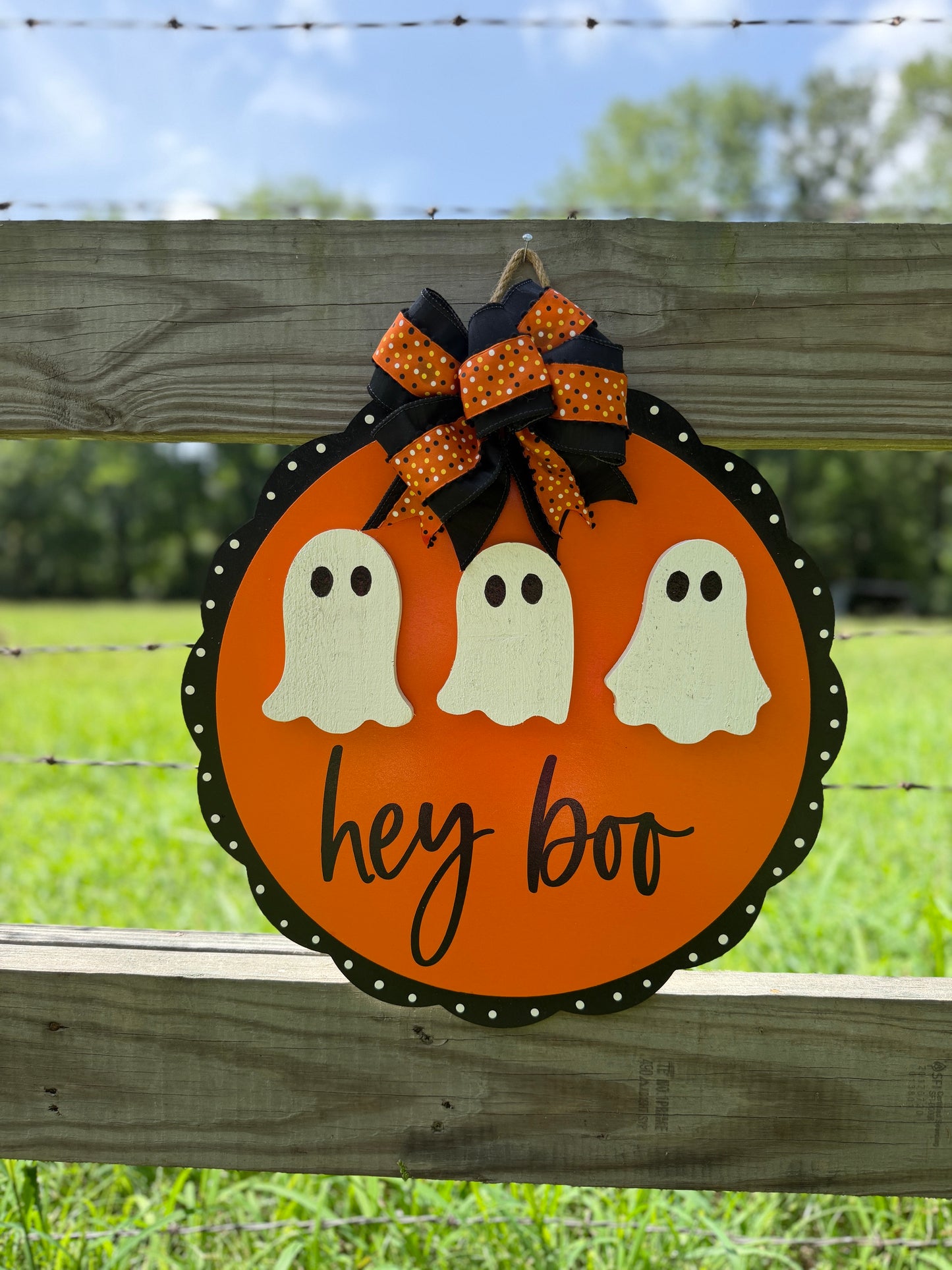 "Hey Boo" Ghost Trio Door Hanger