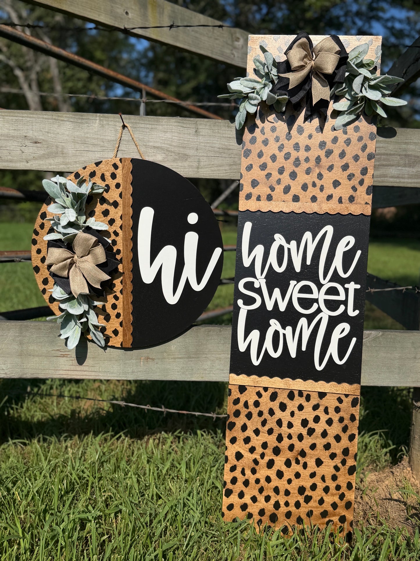 Cheetah Print "Home Sweet Home" Leaner and "Hi" Round Door Hanger Set