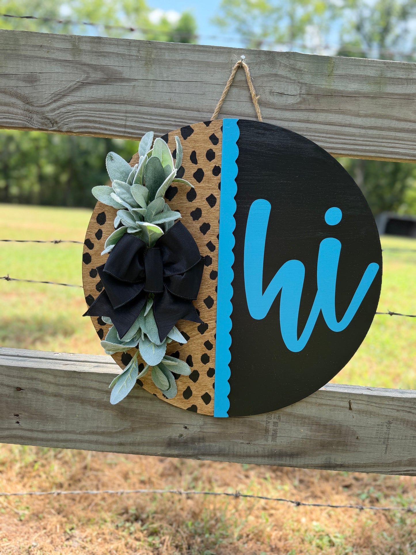 Cheetah Print "Hi" Round Door Hanger