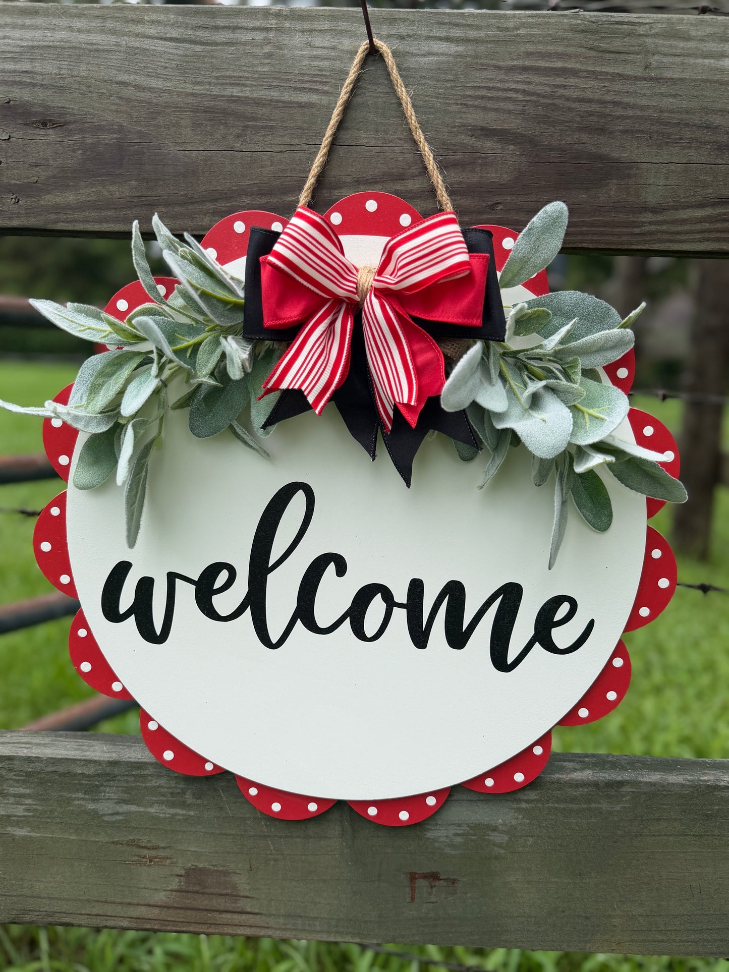"Welcome" Red Polka Dot Scalloped Door Hanger