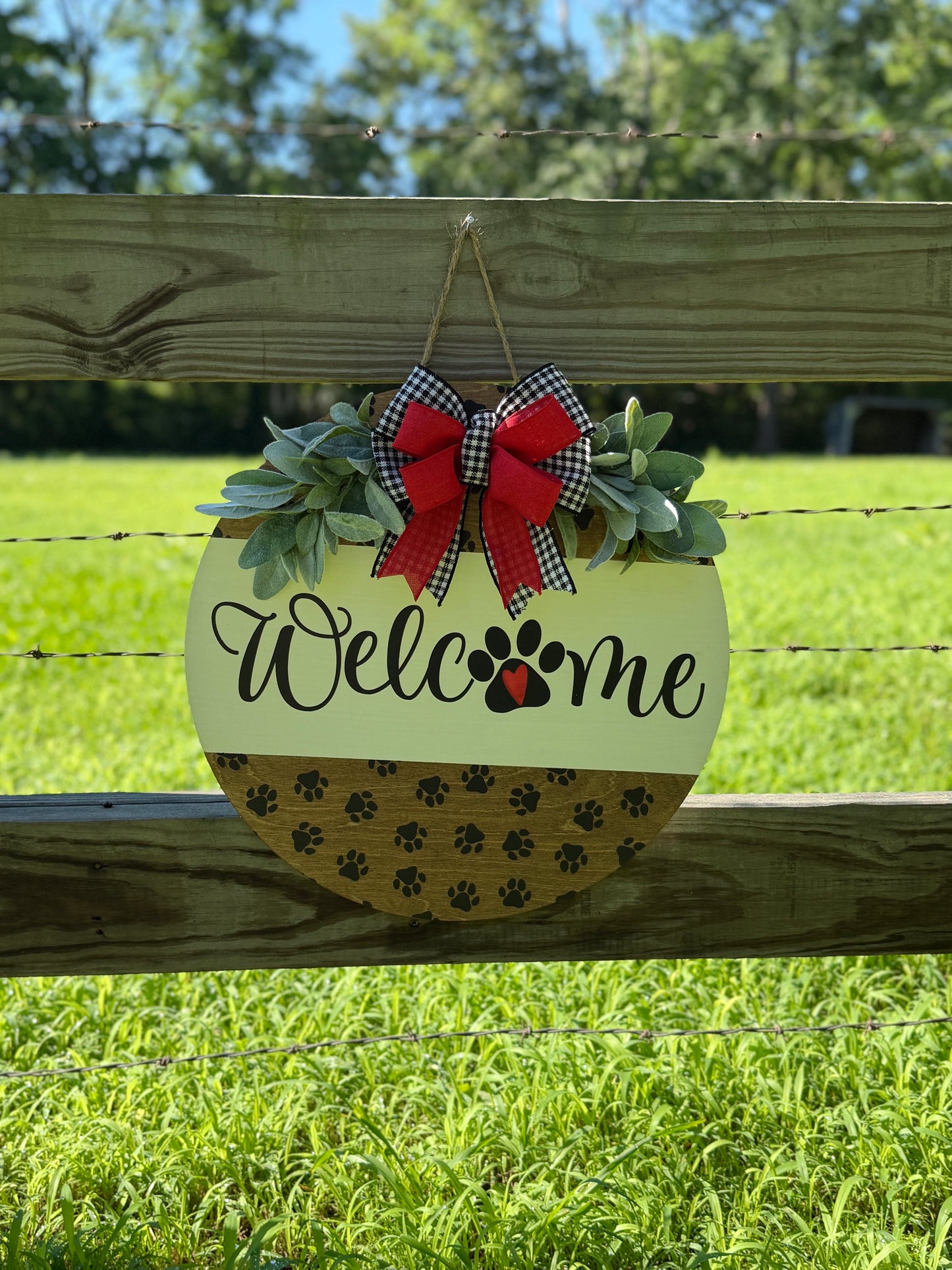 Paw Print "Welcome" Round Door Hanger
