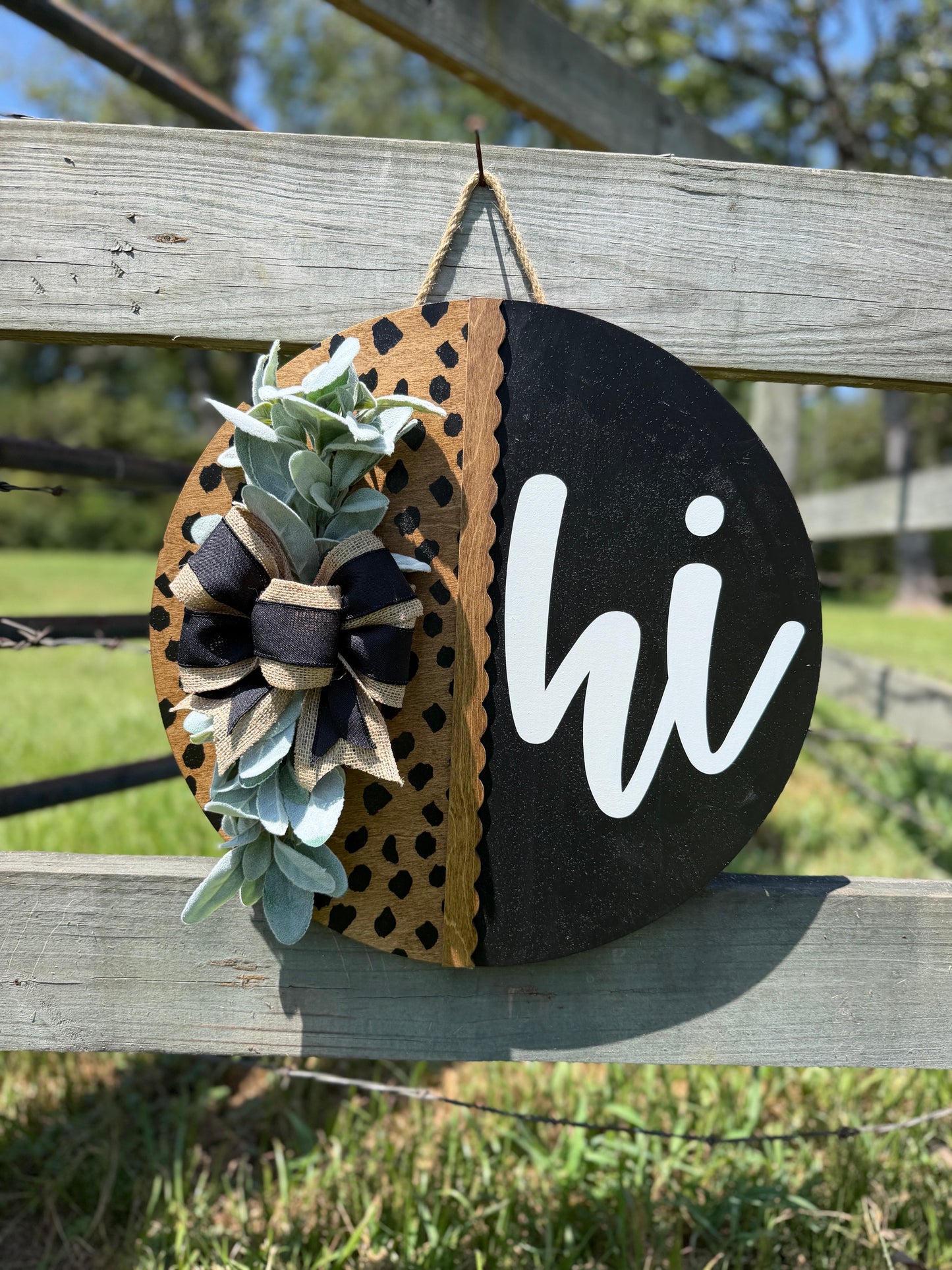 Cheetah Print "Hi" Round Door Hanger